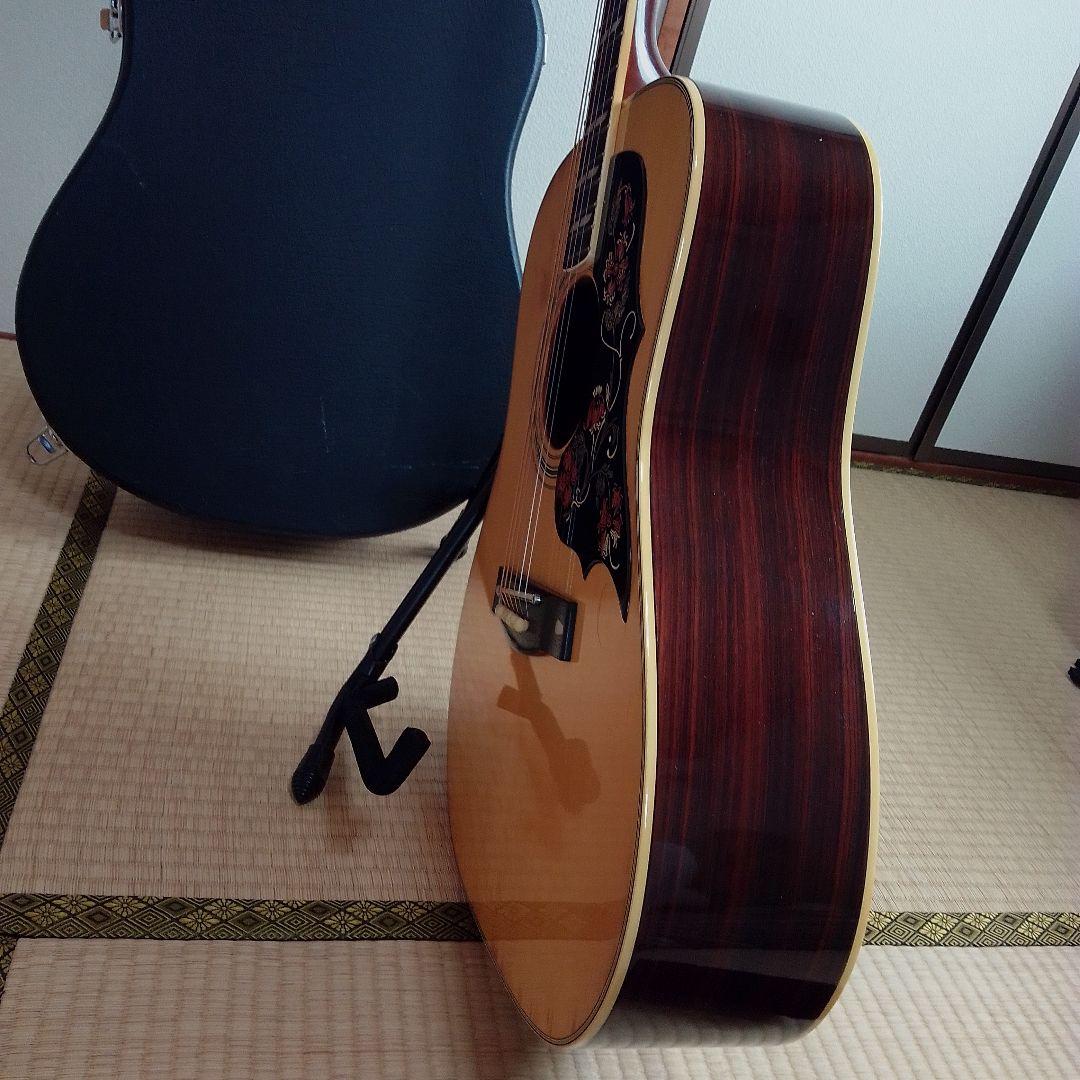 ヤマハFG401W希少。ハードケース付き