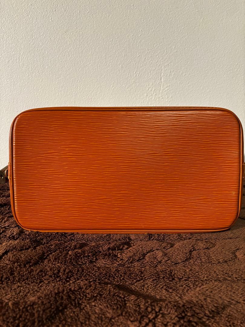 LOUIS VUITTON ルイヴィトン アルマ 2Wayハンドバッグ エピ