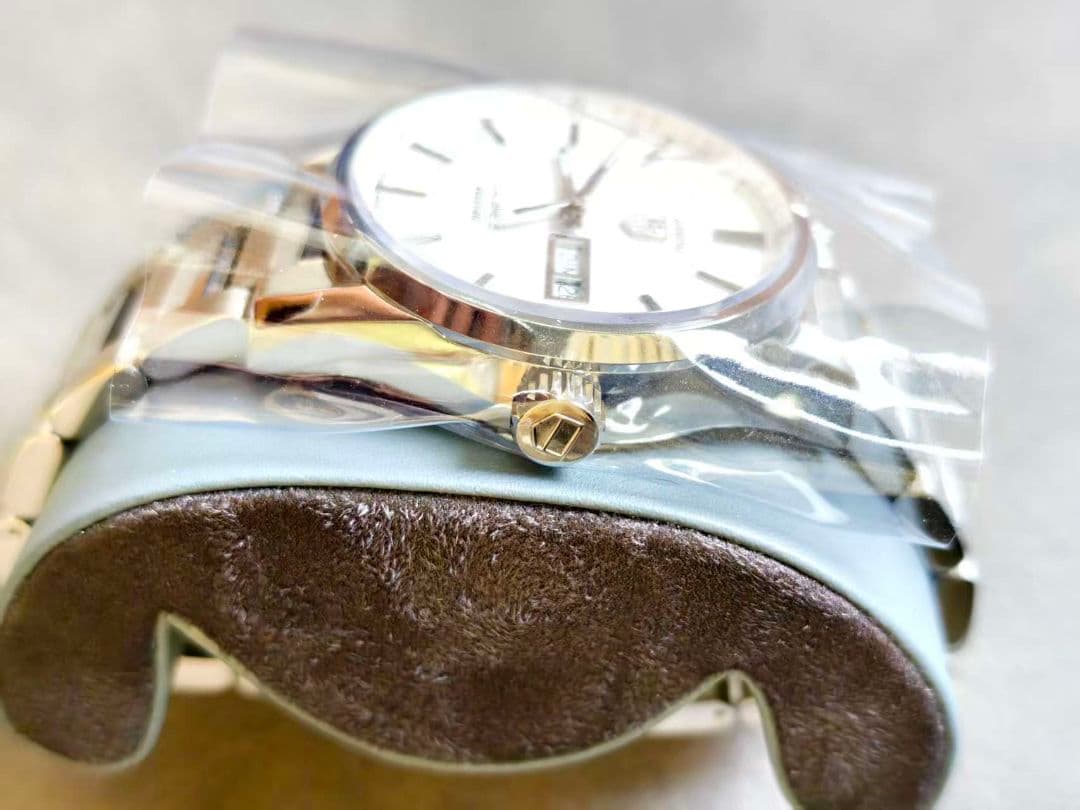 タグホイヤー TAG Heuer WAR201B