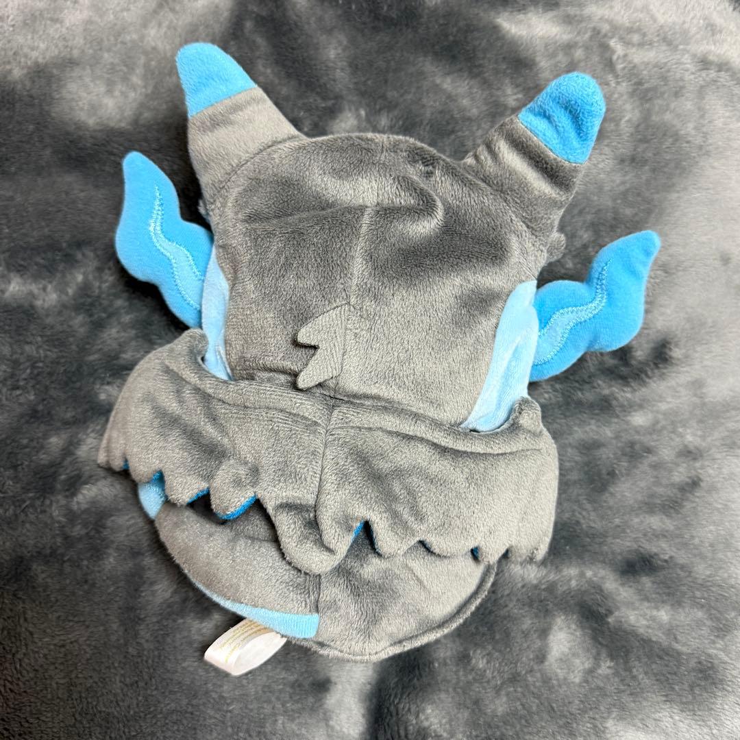 ポケモンセンター限定 メガリザードンX ポンチョを着たピカチュウ