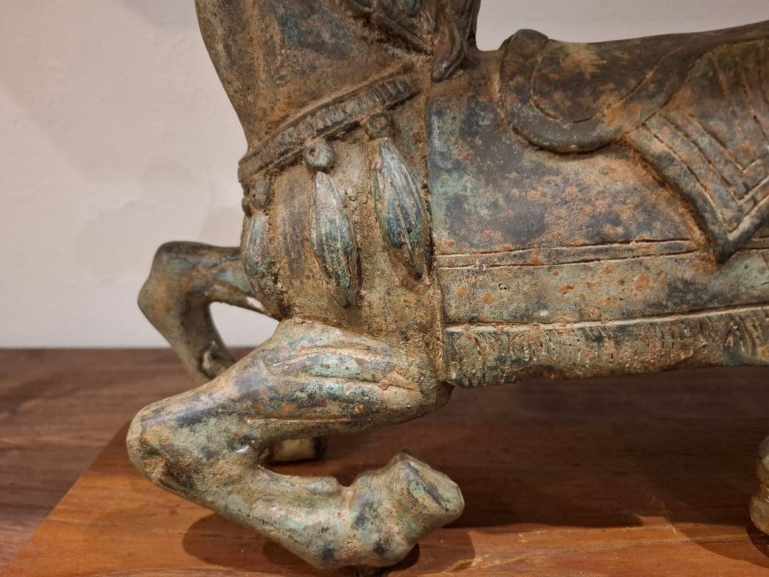 名豪家蔵出し ブロンズ馬の彫刻 台座有り