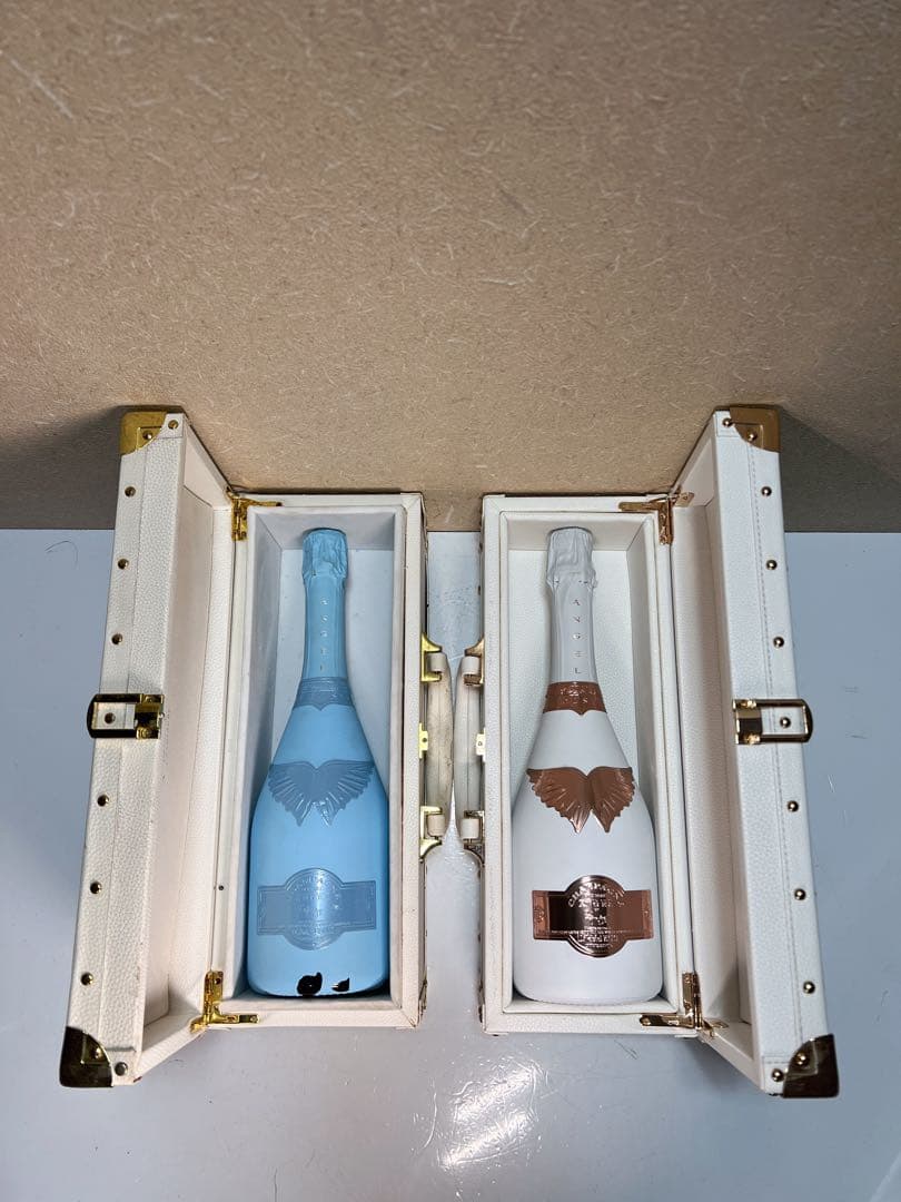 エンジェル シャンパン ロゼ 白と青 箱付き（2セット）