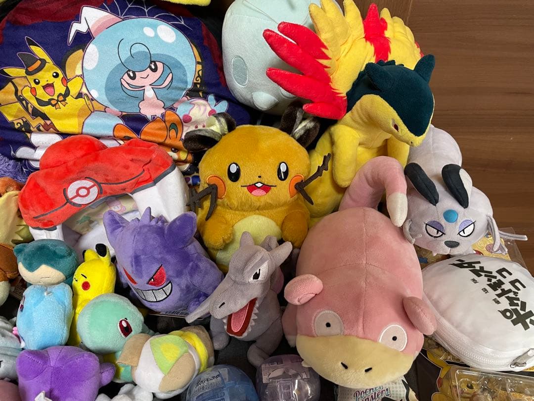 ポケモンまとめ売り（ぬいぐるみ、ガチャガチャなど）