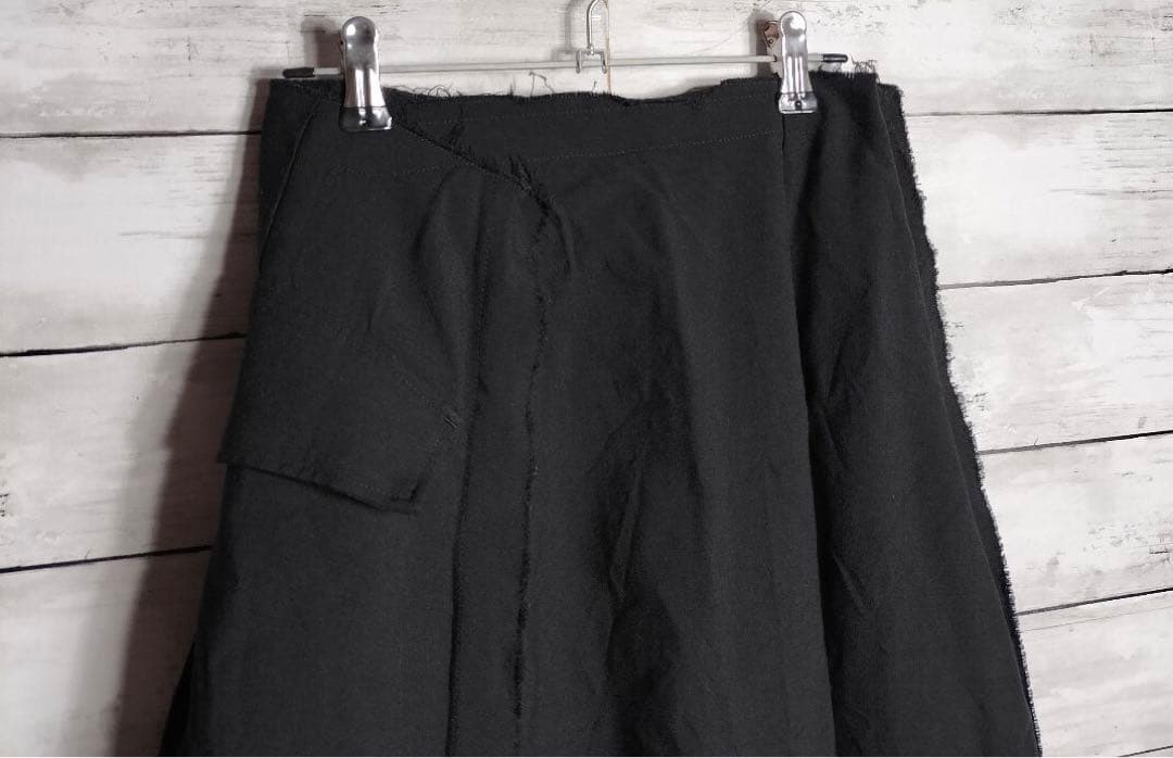 ヨウジヤマモトYohji Yamamotoカーゴ調 ひざ丈スカート ウールギャバ