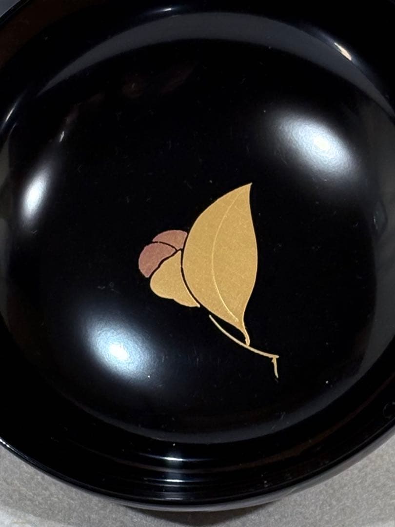 輪島塗 元岡光漆堂謹製 蒔絵師 静峰 塗師 清斉 椿蒔絵 吸物