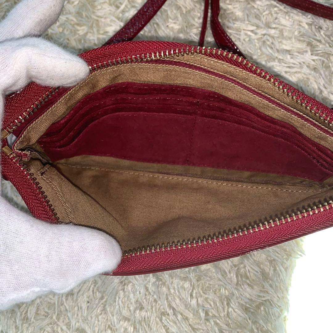 未使用保管品✨ATAO ブーブー お財布ポシェット エナメル レッド