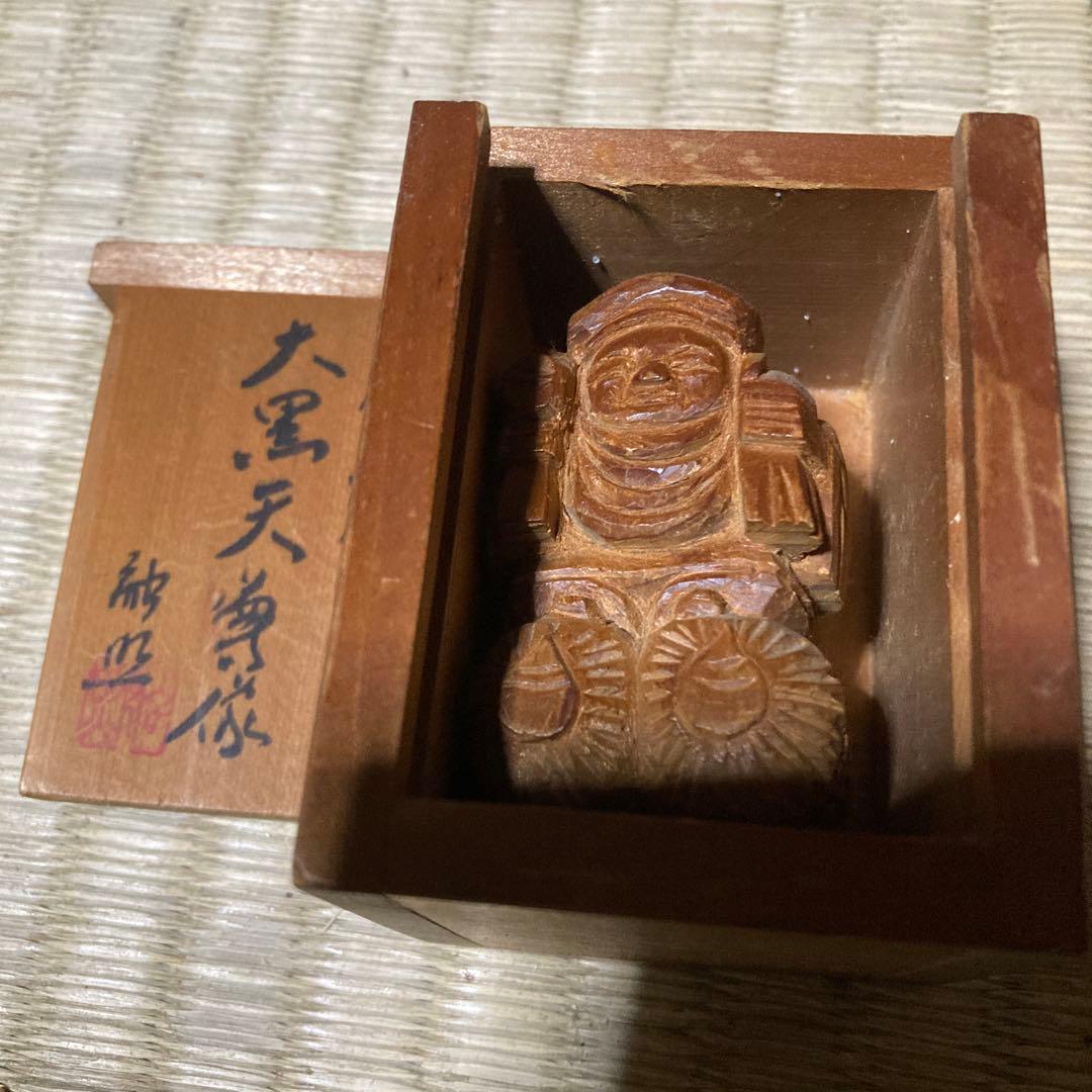 大黒天 木製彫刻 箱入り 着払いでお願いします。