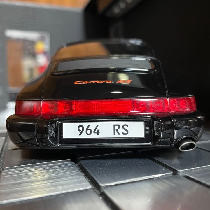 GTスピリット1/18ポルシェ911(964)カレラRS カスタム