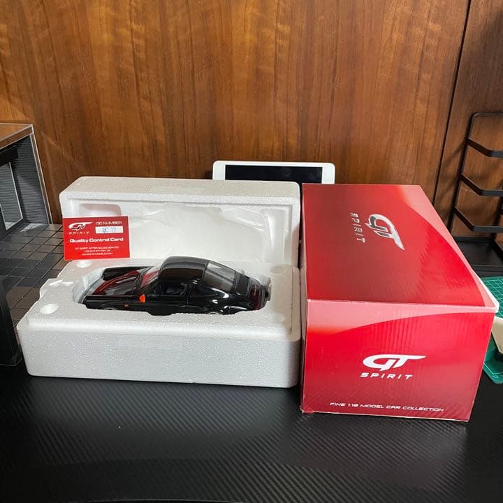 GTスピリット1/18ポルシェ911(964)カレラRS カスタム