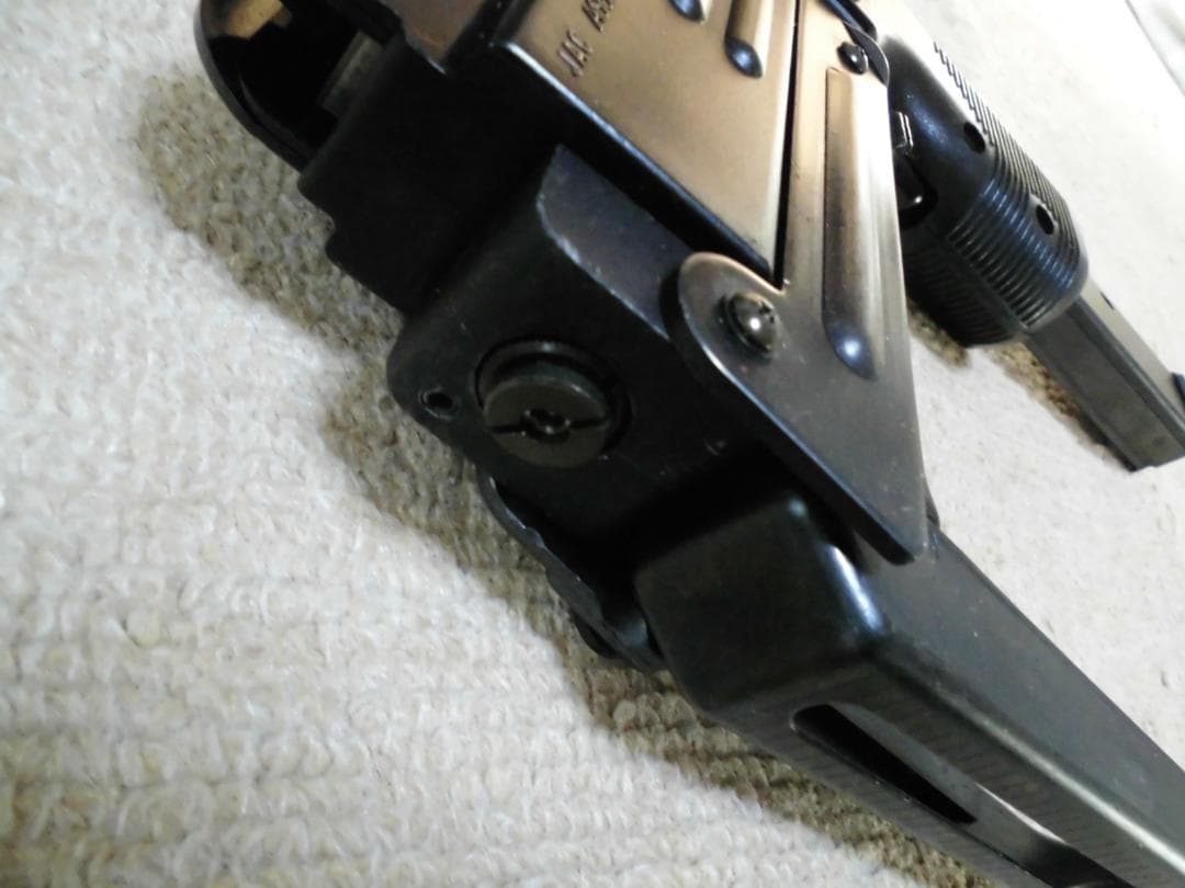 JAC　ν？UZI　ガスガンプラスチック製ASGK