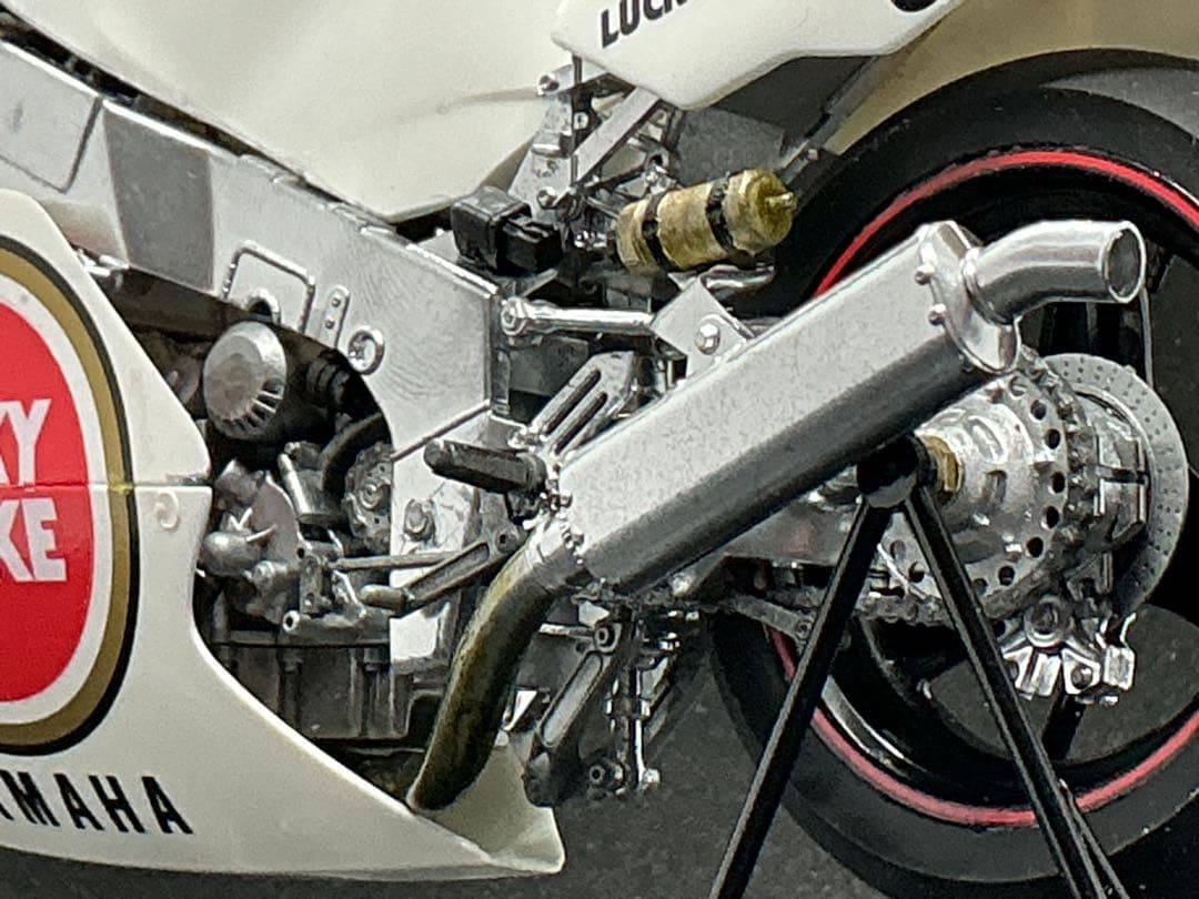 ⑤ヤマハYZF750コシンスキー&レイボーン組　鈴鹿8耐　プラモデル完成品 ⑤ヤマハYZF750コシンスキー&レイボーン組 鈴鹿8耐 プラモデル完成品