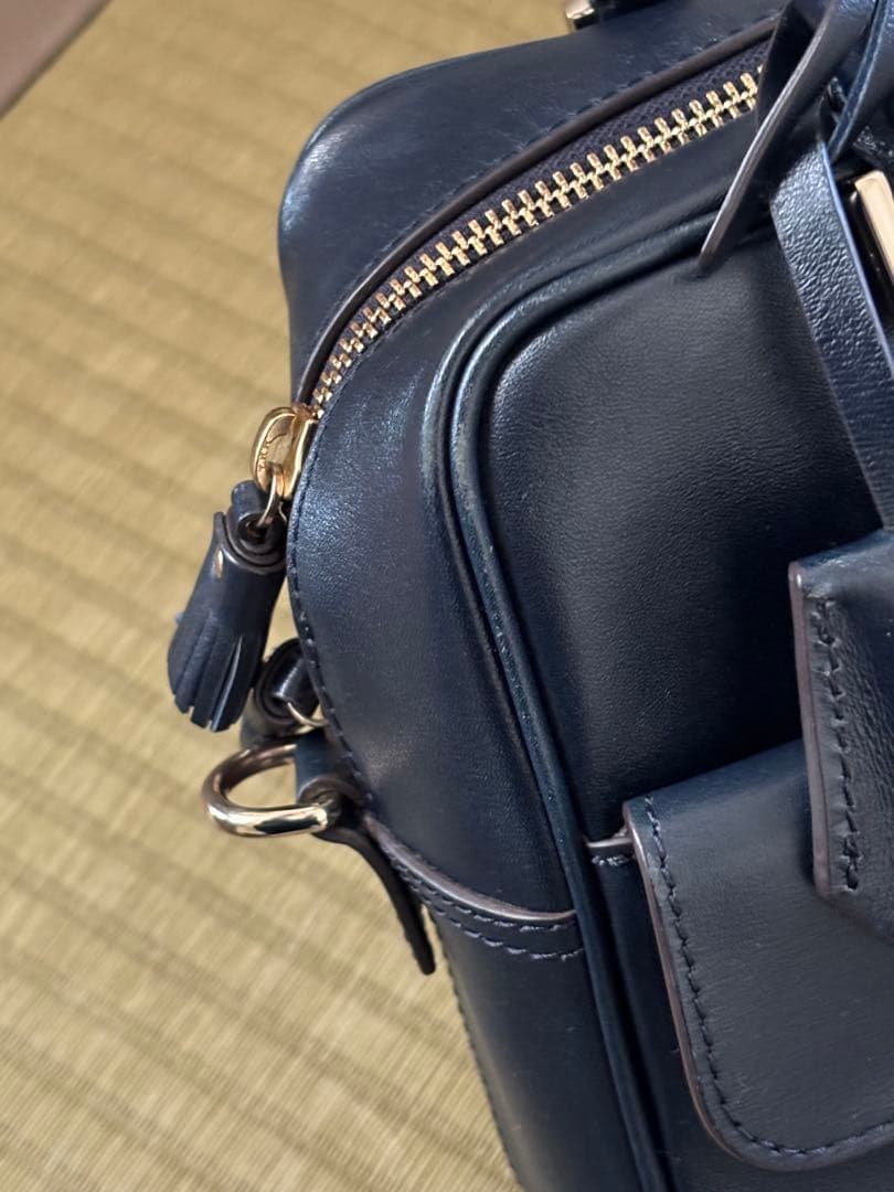 アニヤハインドマーチ　カーカー　ショルダーバッグ