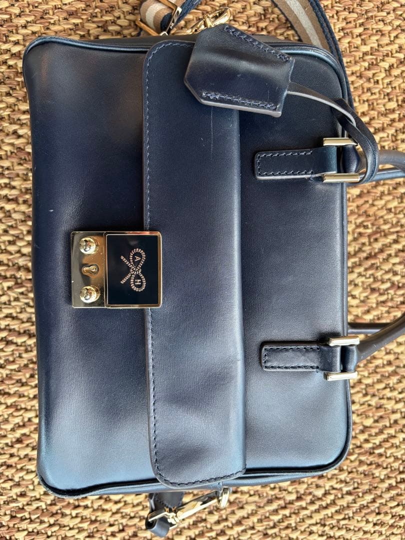 アニヤハインドマーチ　カーカー　ショルダーバッグ