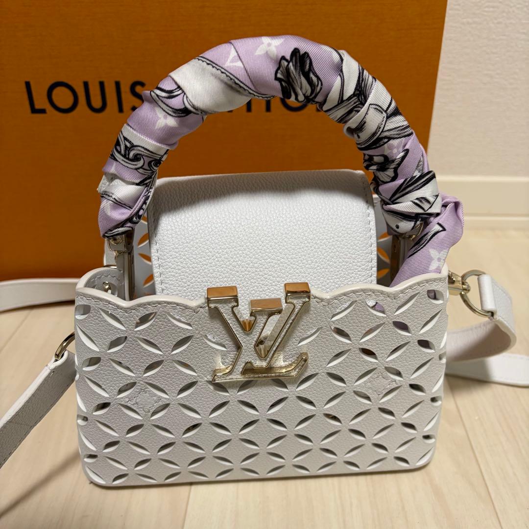 ルイヴィトン　カプシーヌ MINI