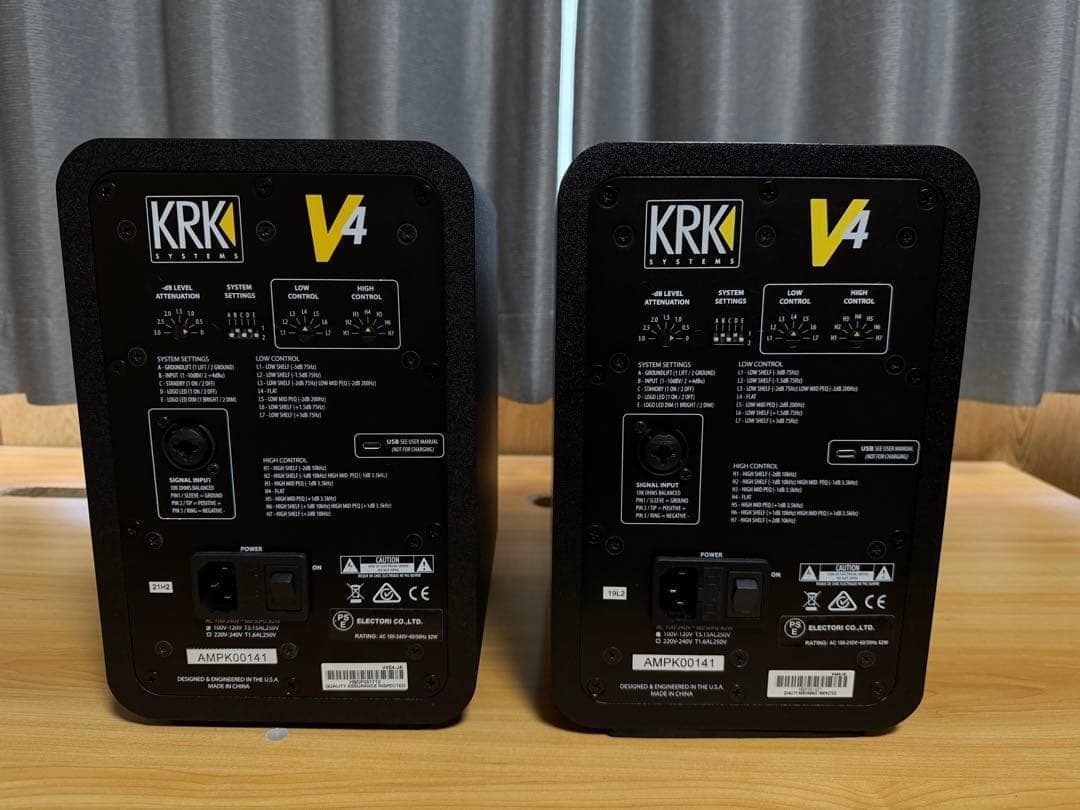 KRK V4S4 ペア＋ISO-PUCK mini付｜ツイーター凹みあり｜現状品