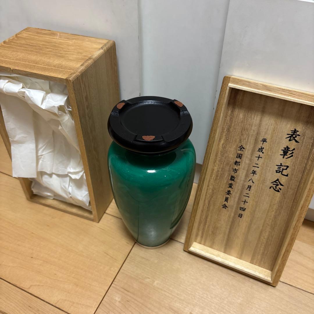 七寶翁翠釉　緑色　陶器製 花瓶 木箱付き　七宝翡翠釉