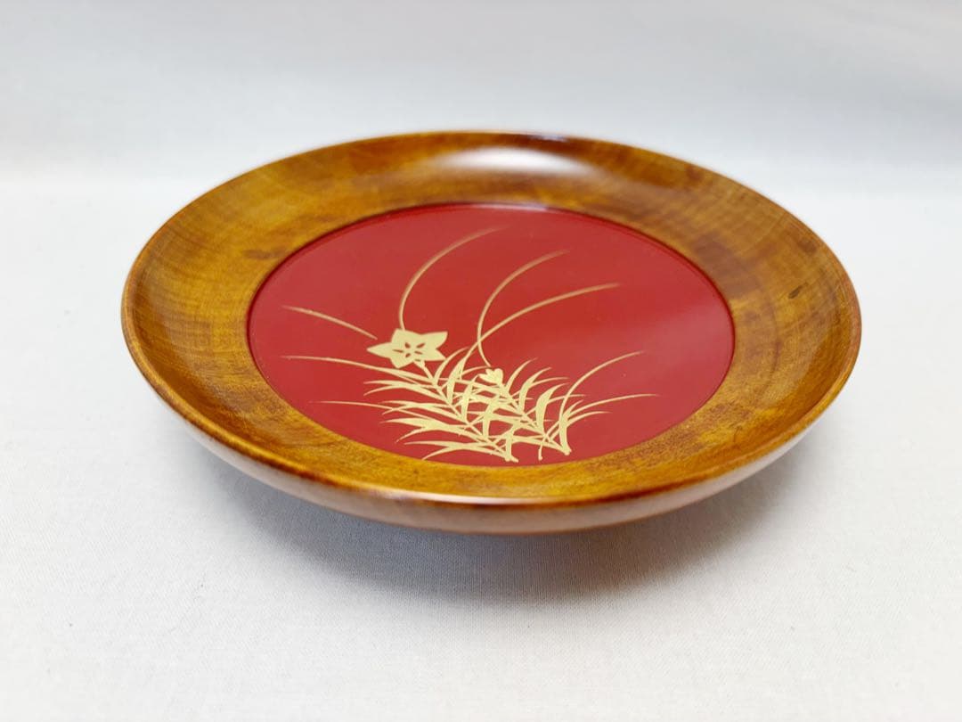 未使用 茶道具 文平堂作 木製漆器 金彩秋草蒔絵 銘々皿5客組 丸皿 和菓子共箱