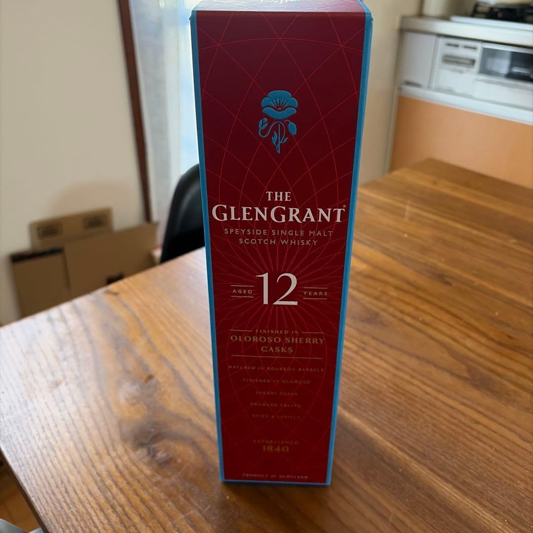 Glen Grant 12年 オロロソシェリー樽 700ml グレンドロナック12年】 オロロソとペドロヒメネス、両シェリー樽で12