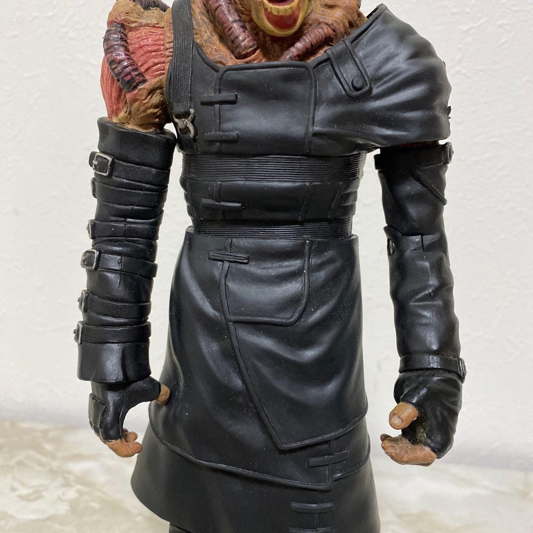 希少！バイオハザード ネメシス フィギュア m12 - メルカリ