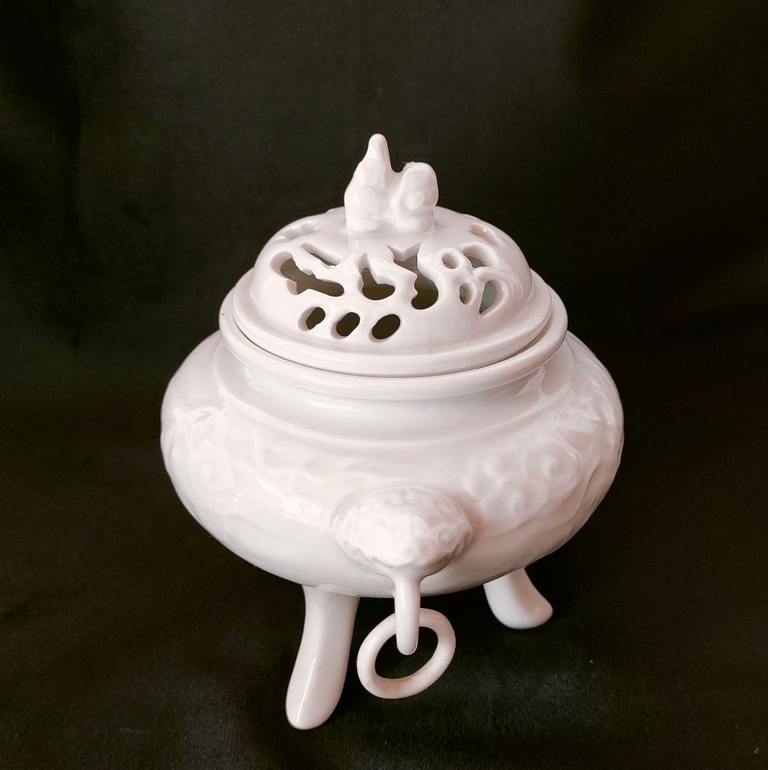 鍋島焼 白磁 獅子摘 雲龍 香炉 大秀窯 有田焼 伊万里 三つ足 - メルカリ