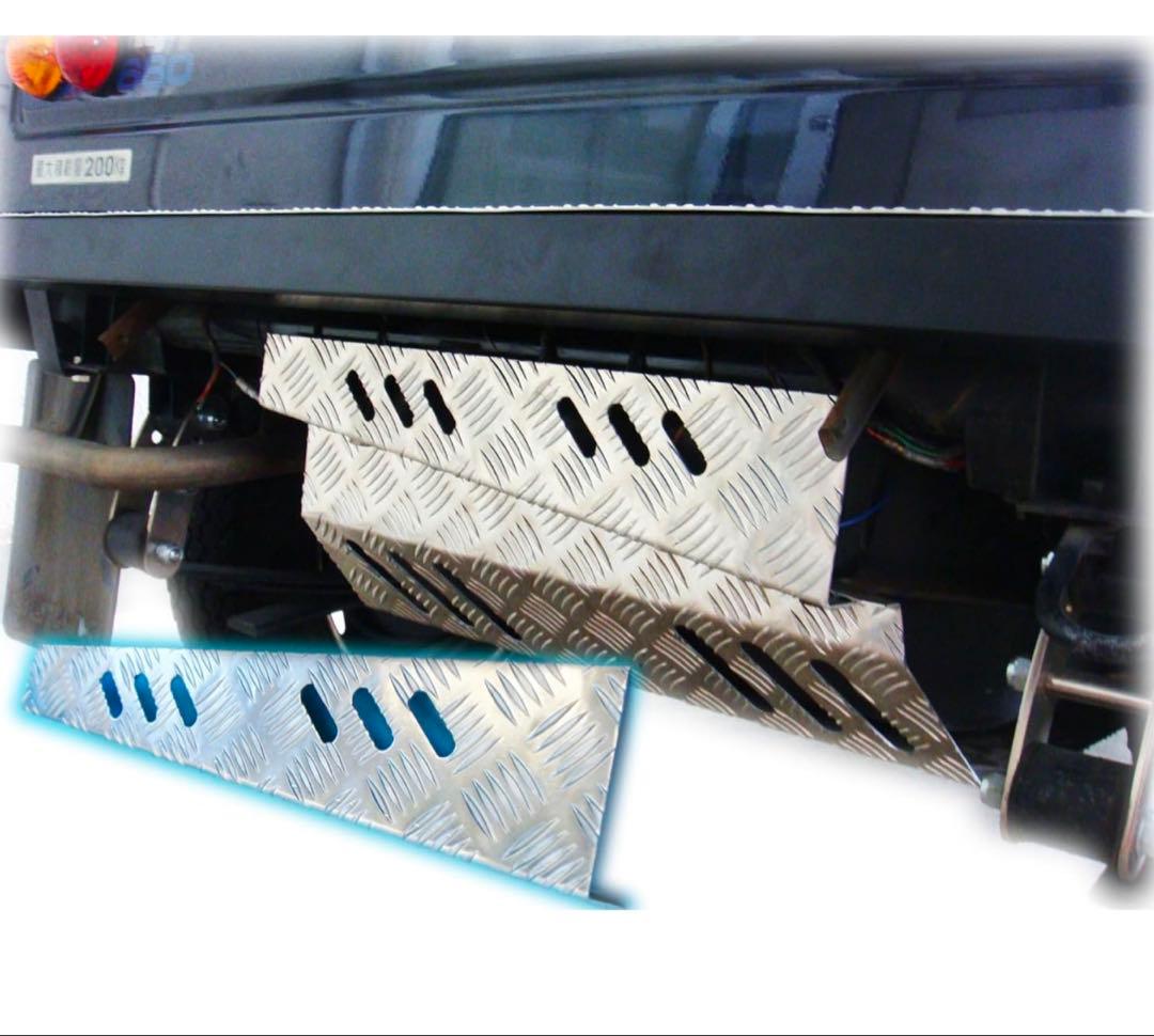 トヨタI Q 右前エンジンマウント（インシュレーター ）12305-40091