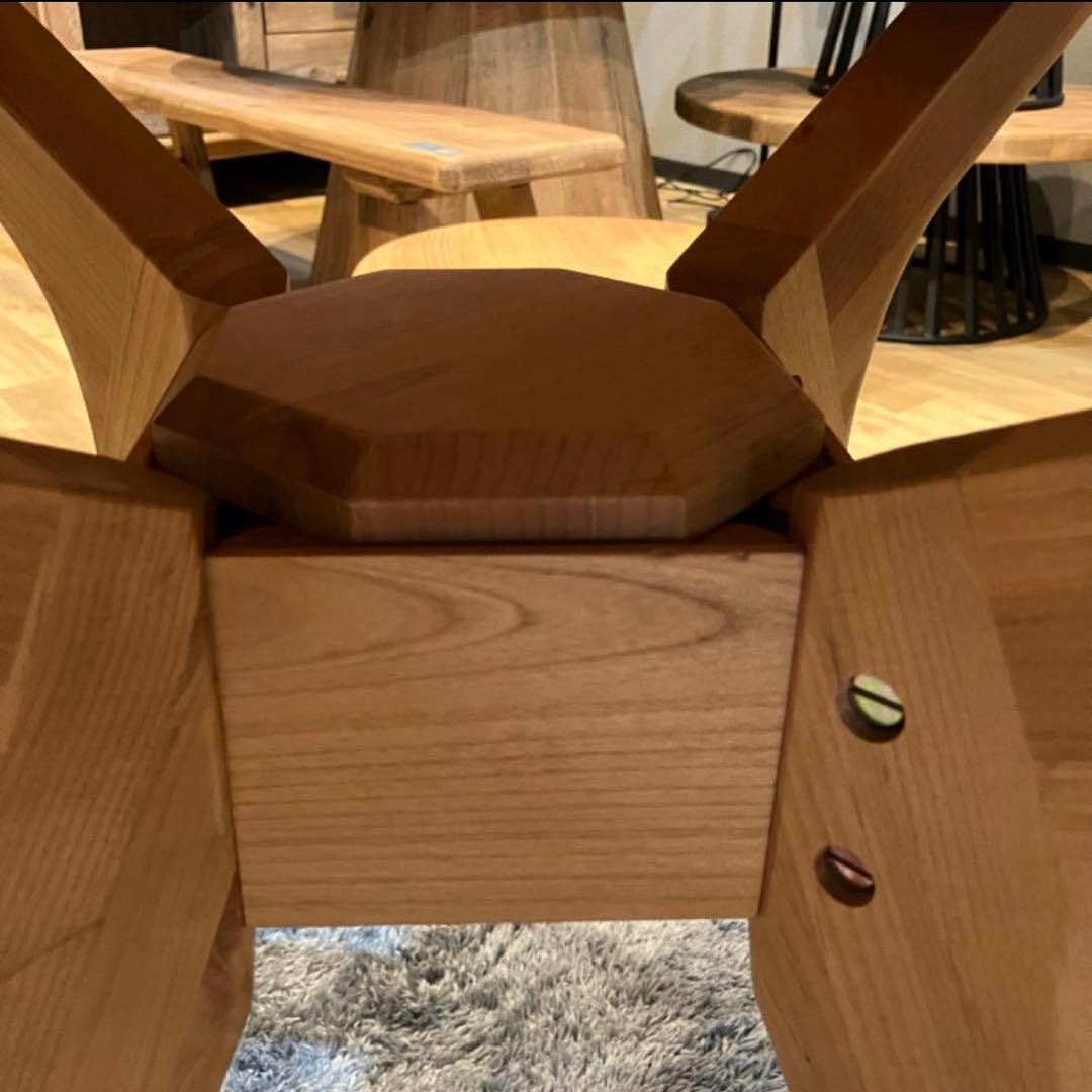 ダイニングテーブル　110㎝　円形　アルダー　無垢　北欧　可愛い