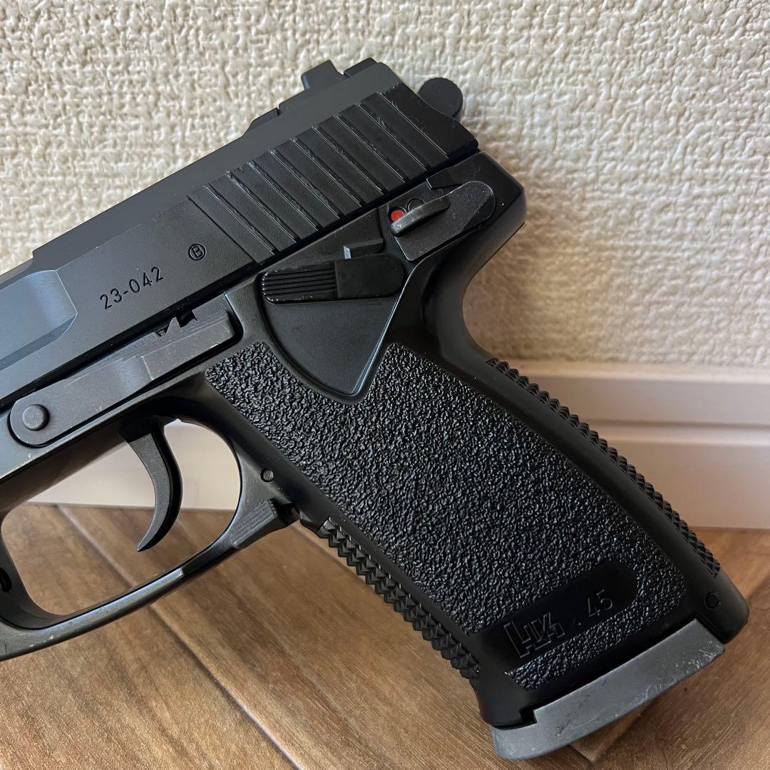 東京マルイ SOCOM Mk23 サプレッサー/ライト付き