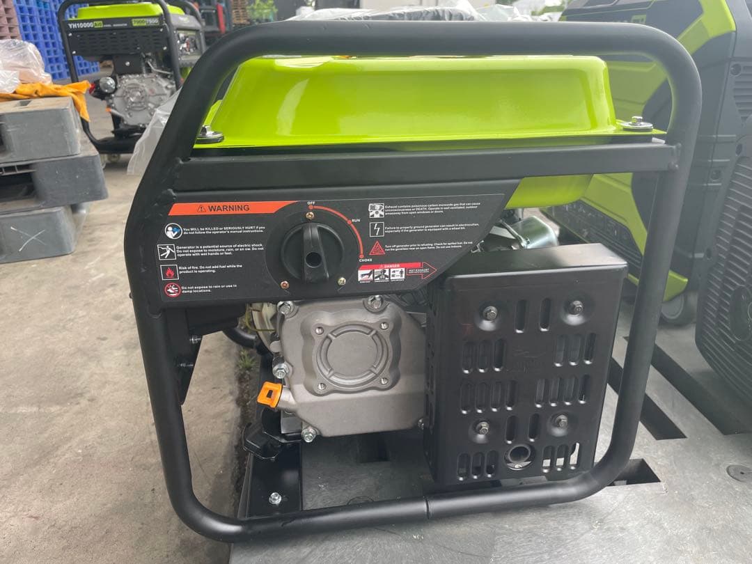 発電機インバーター オープン型 定格出力4.0kVA ガソリン発電機 8L燃料