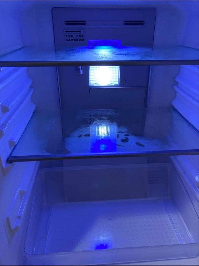 SHARP ブラック冷蔵庫 3段棚