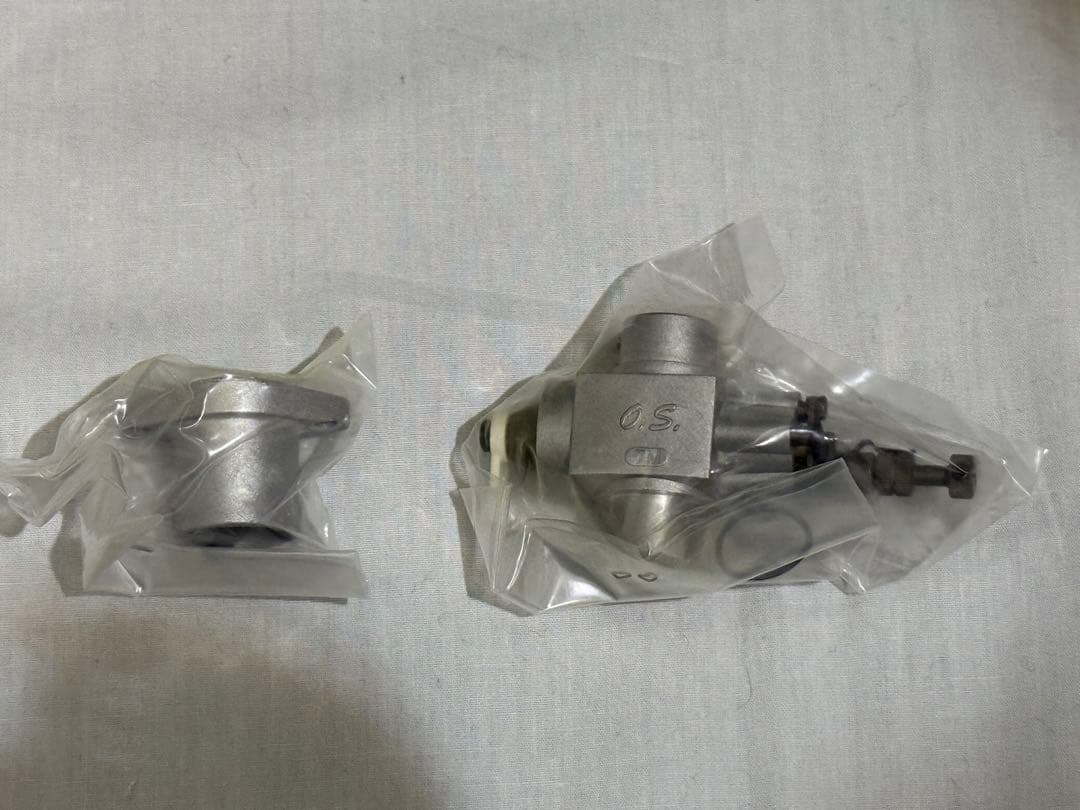 未使用☆O.S. MAX61VPラジコン飛行機エンジン＆KATOプロペラセット