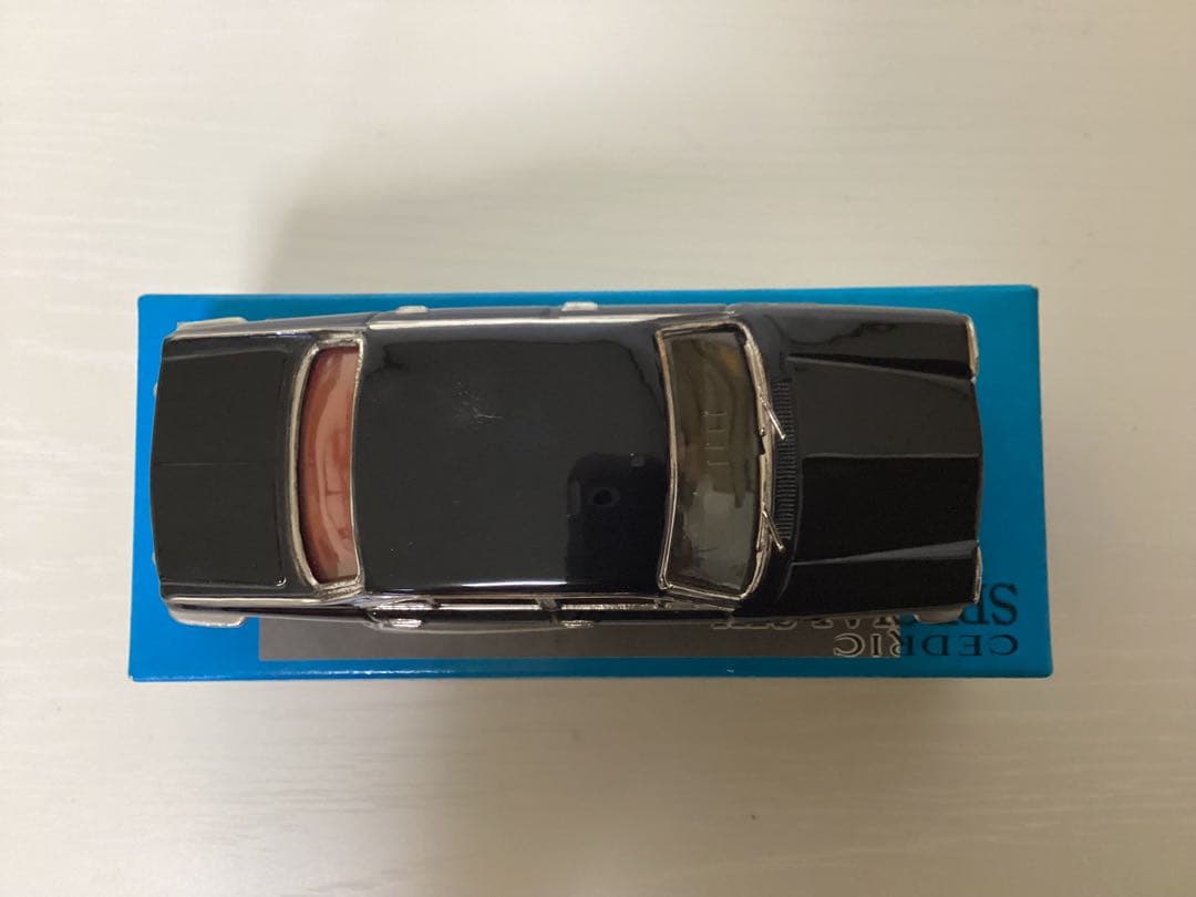 セール1月24日までセドリック　スペシャル6【アイアイアドカンパニー】　1/43