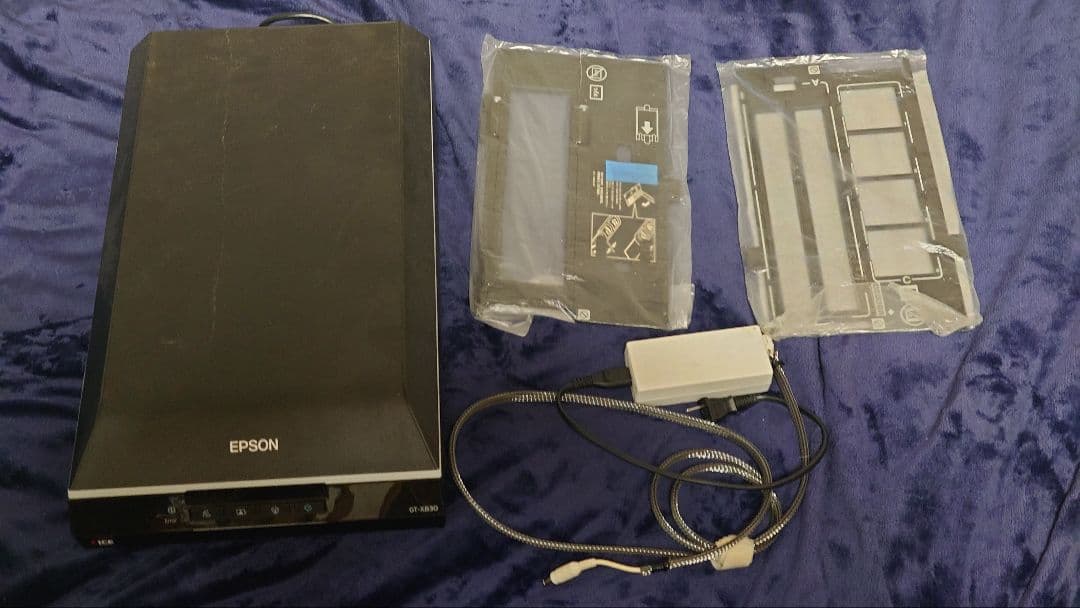 EPSON　GT-X830 フィルムホルダー付き エプソン GT-X830 ネガフィルムスキャン フィルムホルダー付属 EPSON