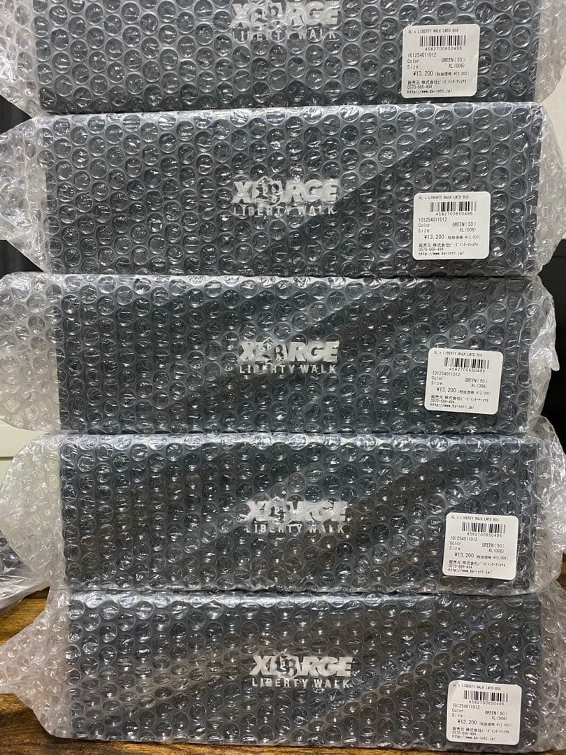 LBWK × XLARGE PREMIUM BOX（ミニカー＆Tシャツ）5box