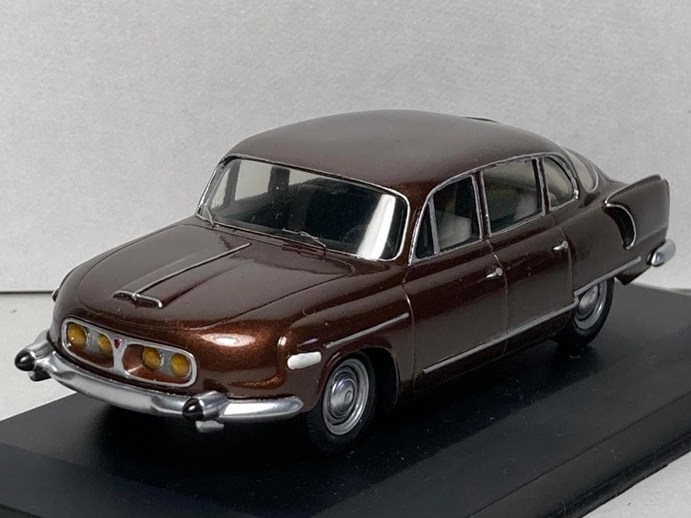 TATRA 1/43 タトラ T603