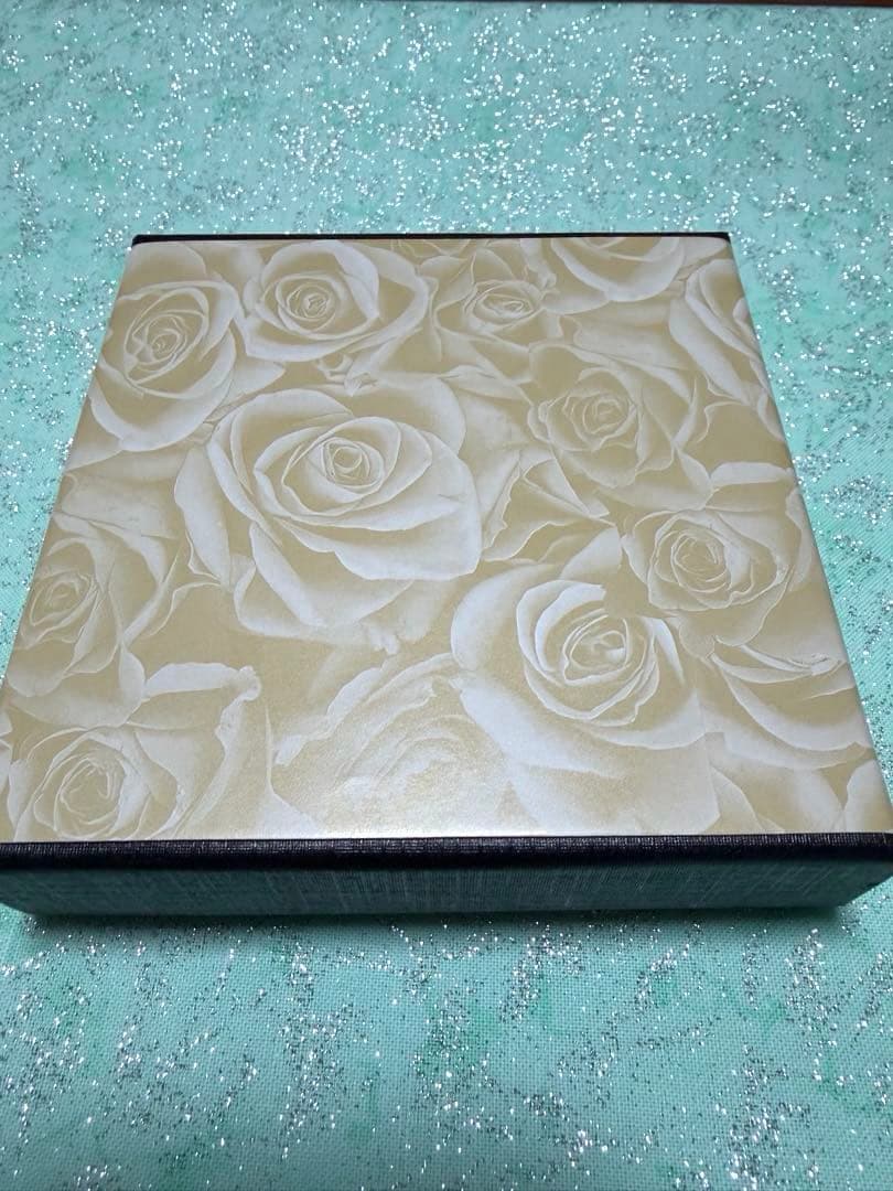 皇居　財布　金色レザー小銭入れ 皇居限定　ゴールド　ケース レア