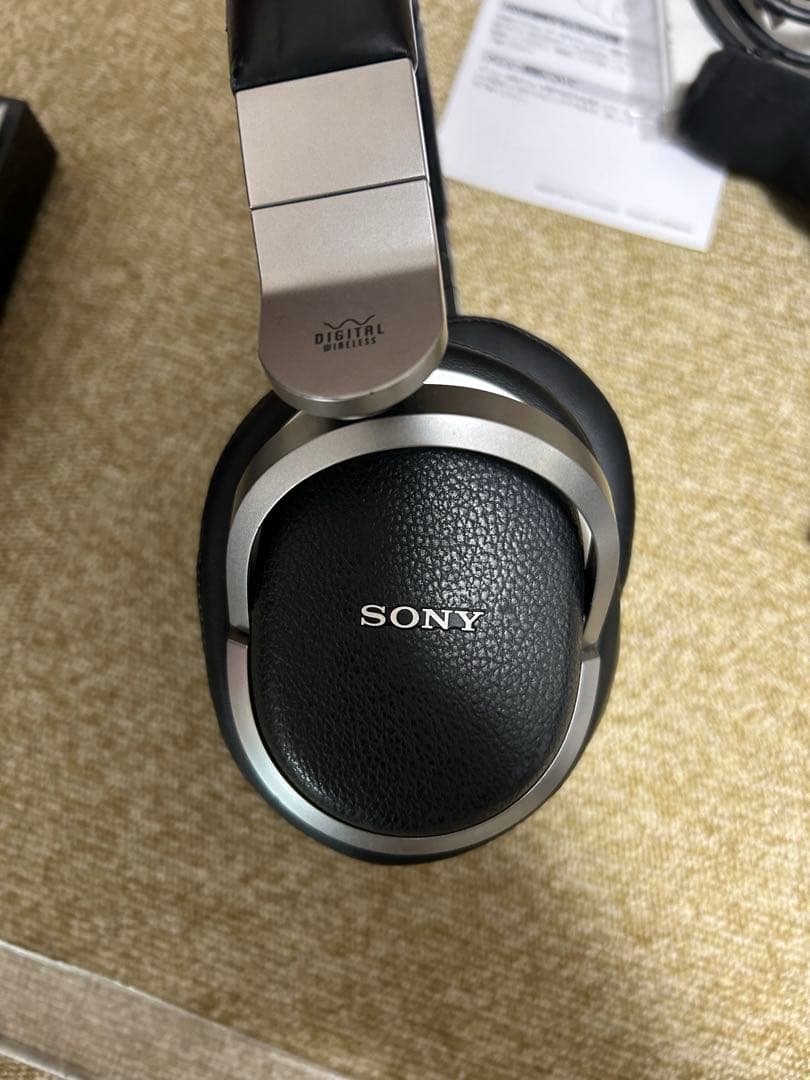 SONY MDR-HW700DS デジタルサウンドヘッドフォンシステム