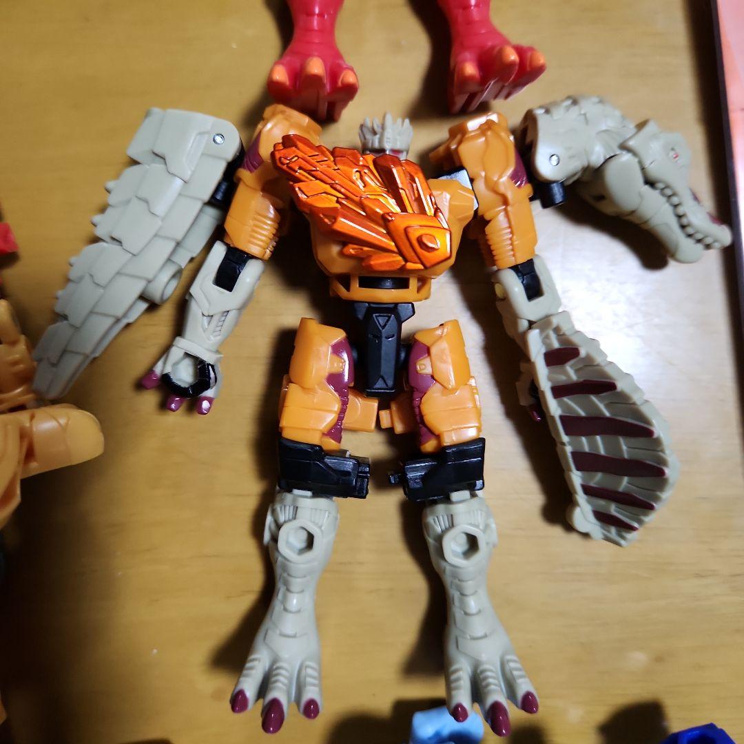 トランスフォーマー　ワイルドキング　エナジービースト8体セット