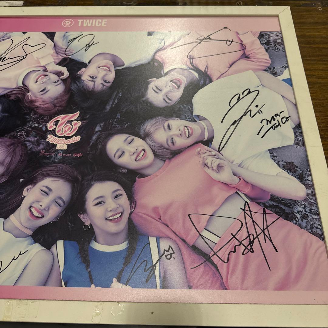 TWICE メンバー全員　直筆サイン