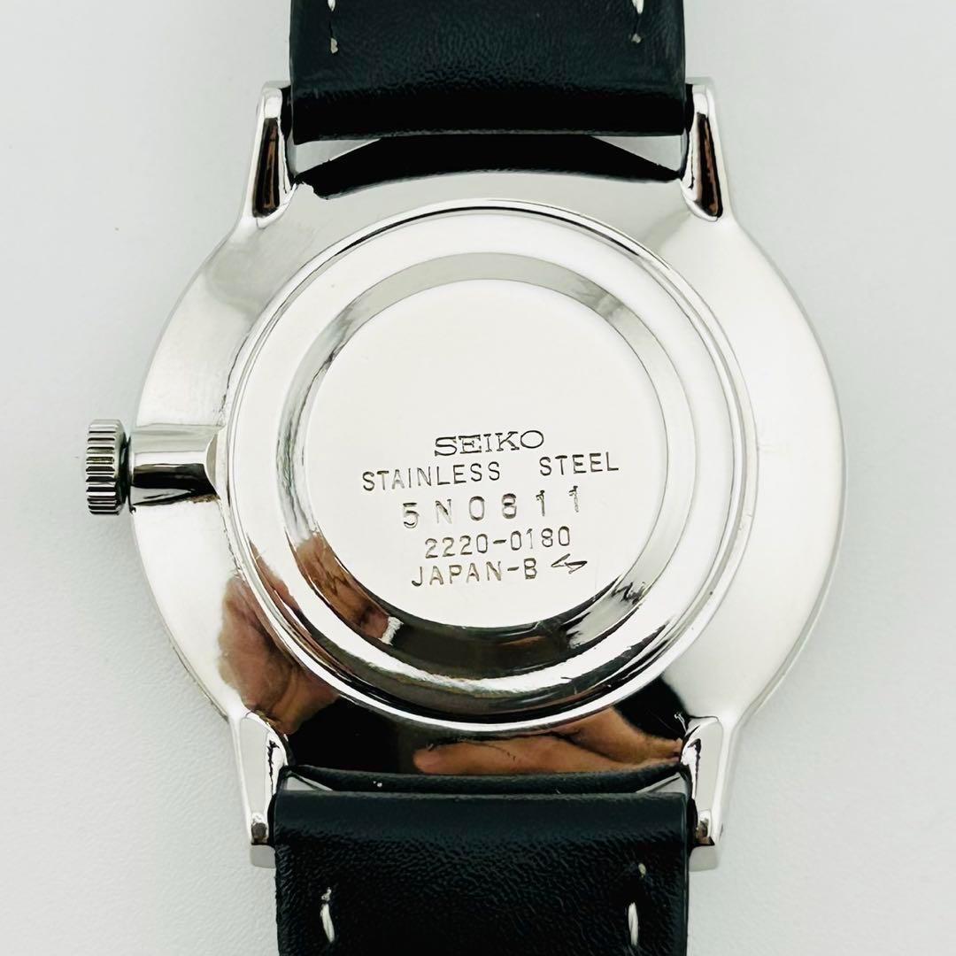 【美品】SEIKO 腕時計　手巻き　シルバー　ヴィンテージ セイコー