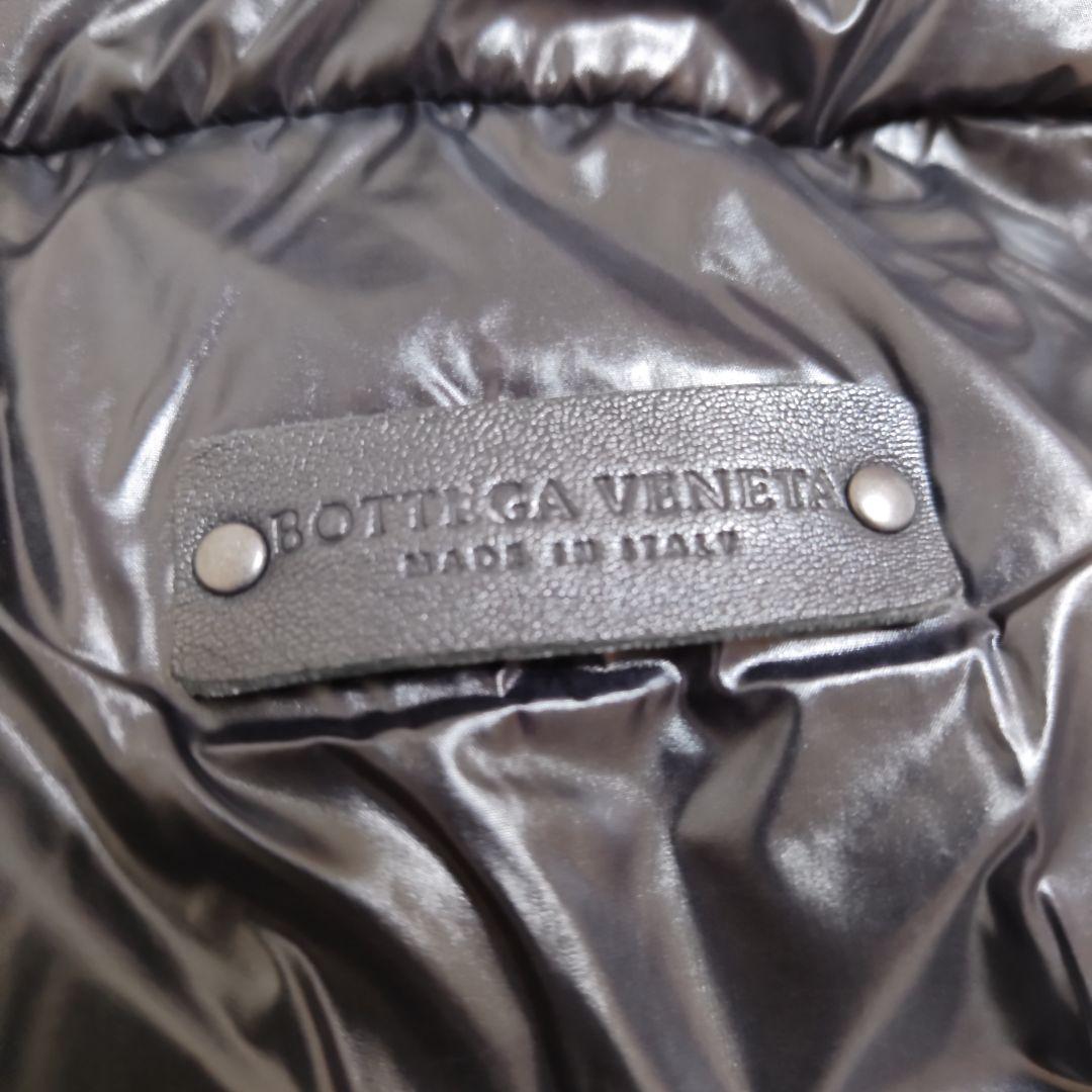 ボッテガ　黒いキルティングショルダーバッグ