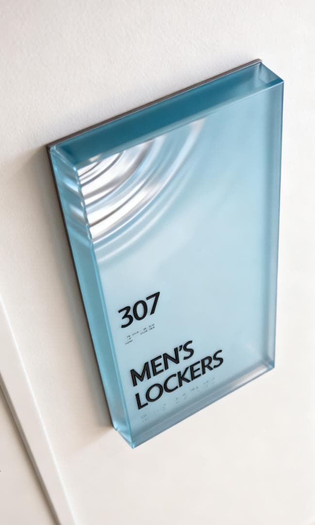 アクリル異形サイン｜ホテル・オフィス用モダンデザイン 高級ホテル