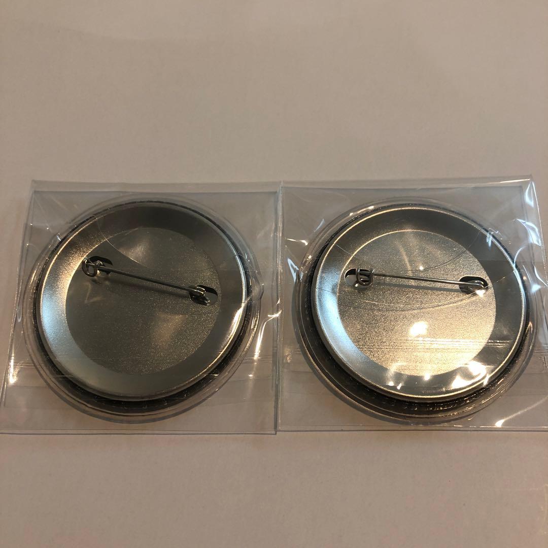 鬼滅の刃　缶バッジ 劇場版　上弦集結 2個セット