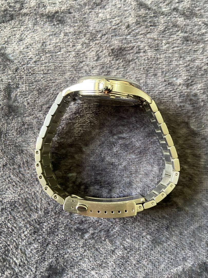 [ポッポ様お決まり]KUOE 自動巻き時計 緑文字盤