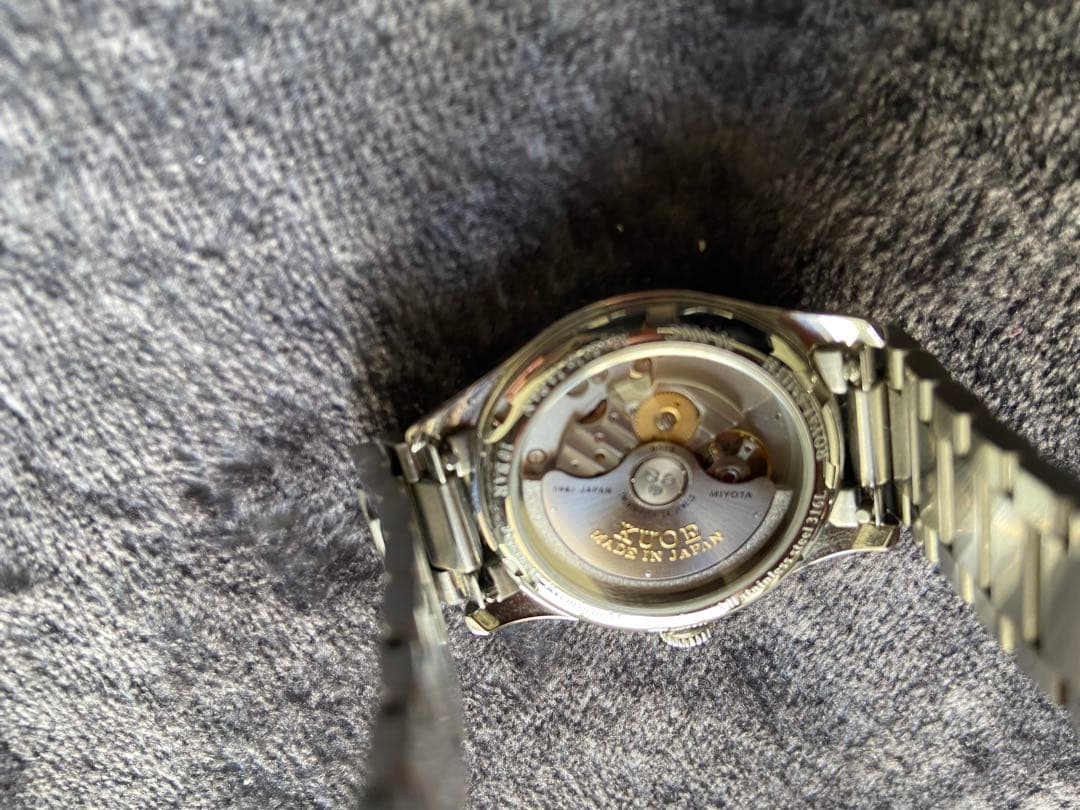 [ポッポ様お決まり]KUOE 自動巻き時計 緑文字盤