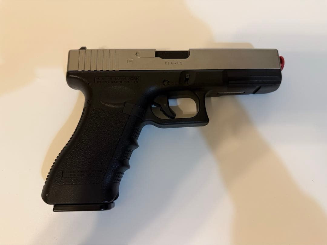 東京マルイ　グロック18C 電動ガン　18歳以上