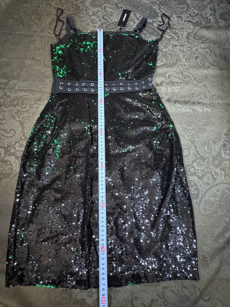 お値下げ中【新品未使用タグ付き】DIESEL総スパンコール ドレス／ワンピース