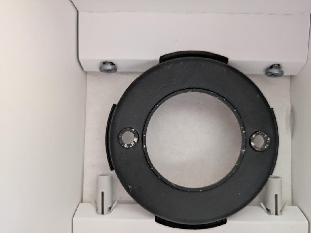 Google Nest Cam 防犯カメラ／ですが、状態は良いです