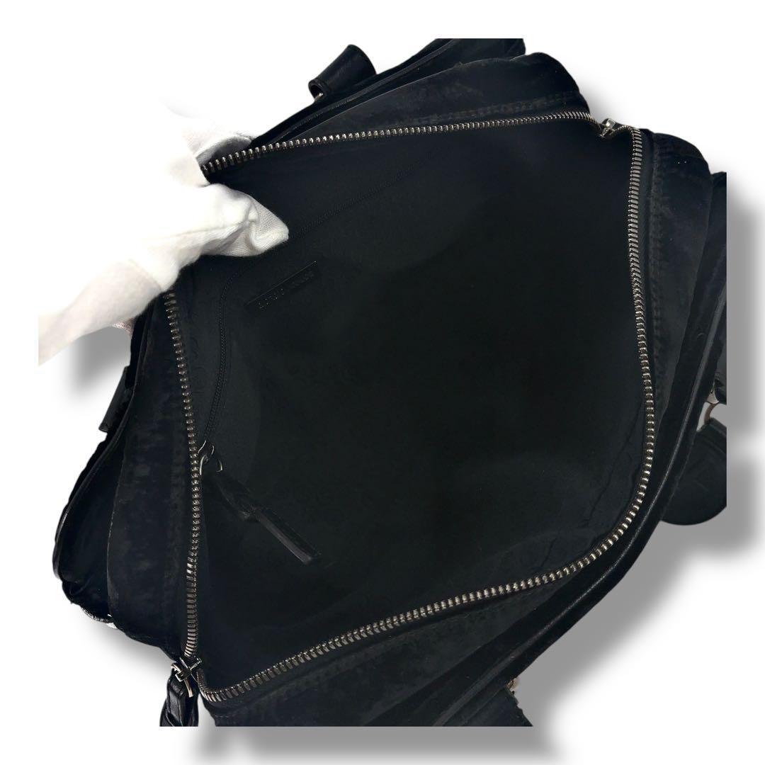 【極美品】GIORGIO ARMAN　ジョルジオアルマーニ　ロゴ　ハンドバッグ