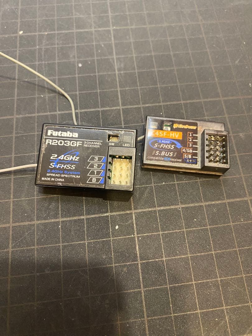 Futaba 3PV ラジコン送信機 受信機2個セット