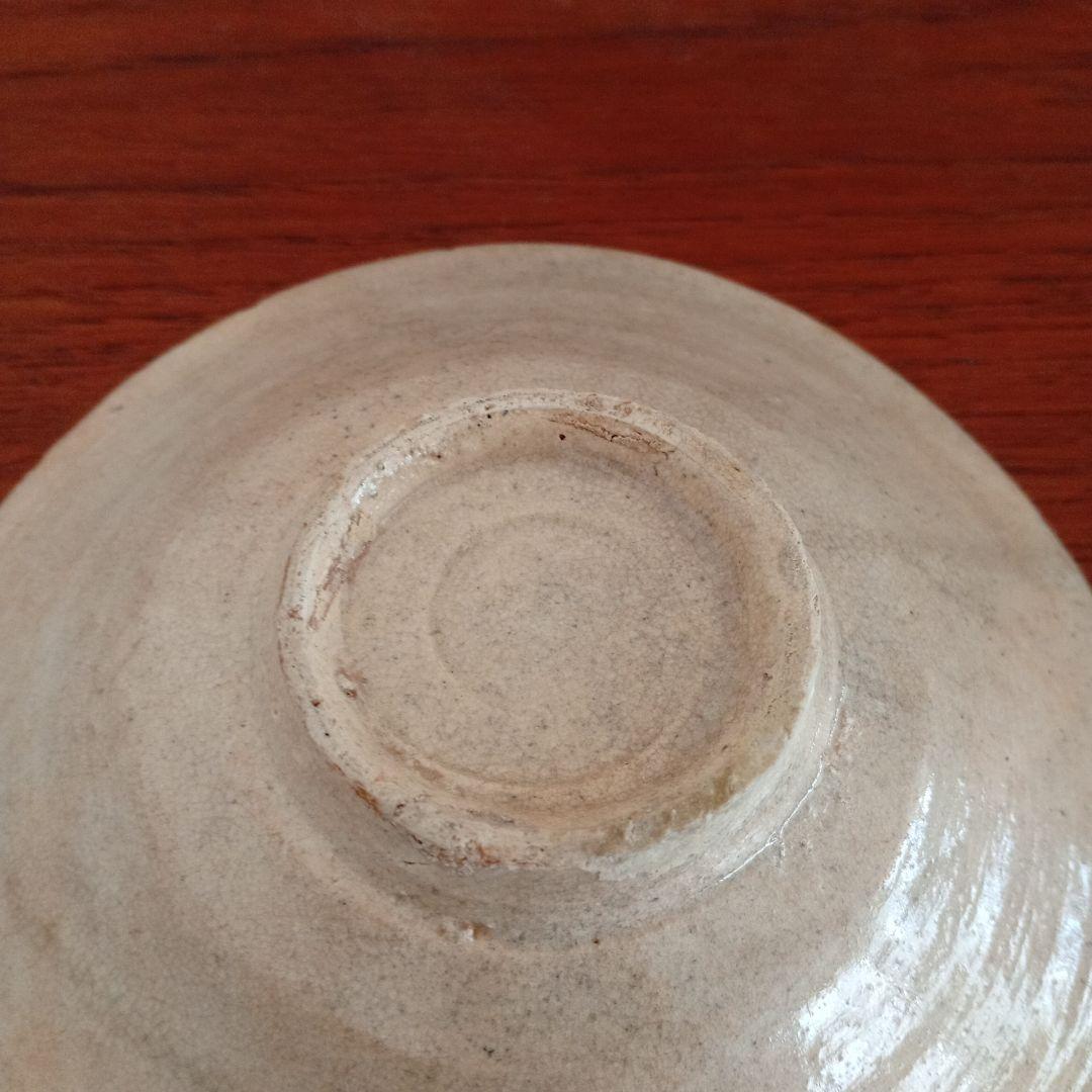 李朝　粉引　柔手　金海　平茶碗　（古唐津、李朝、高麗）